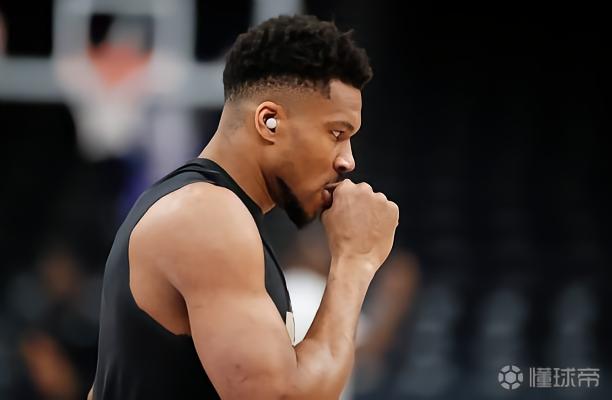 记者：勇士对詹姆斯、伦纳德和字母哥三人均感兴趣